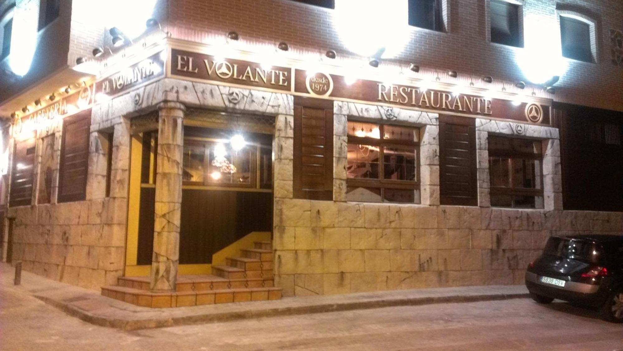 El Volante Otel Ciempozuelos Dış mekan fotoğraf